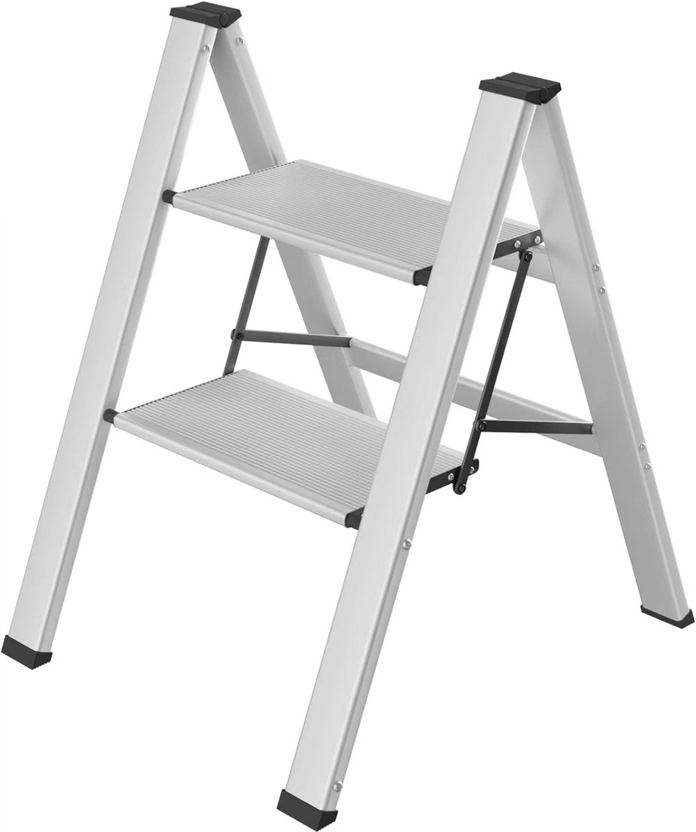 Huishoudtrap - Keukentrap - 2 treden - Ladder Aluminium - Opstapkruk met anitslip - Lichtgewicht - 150KG Belastbaar - Zilver