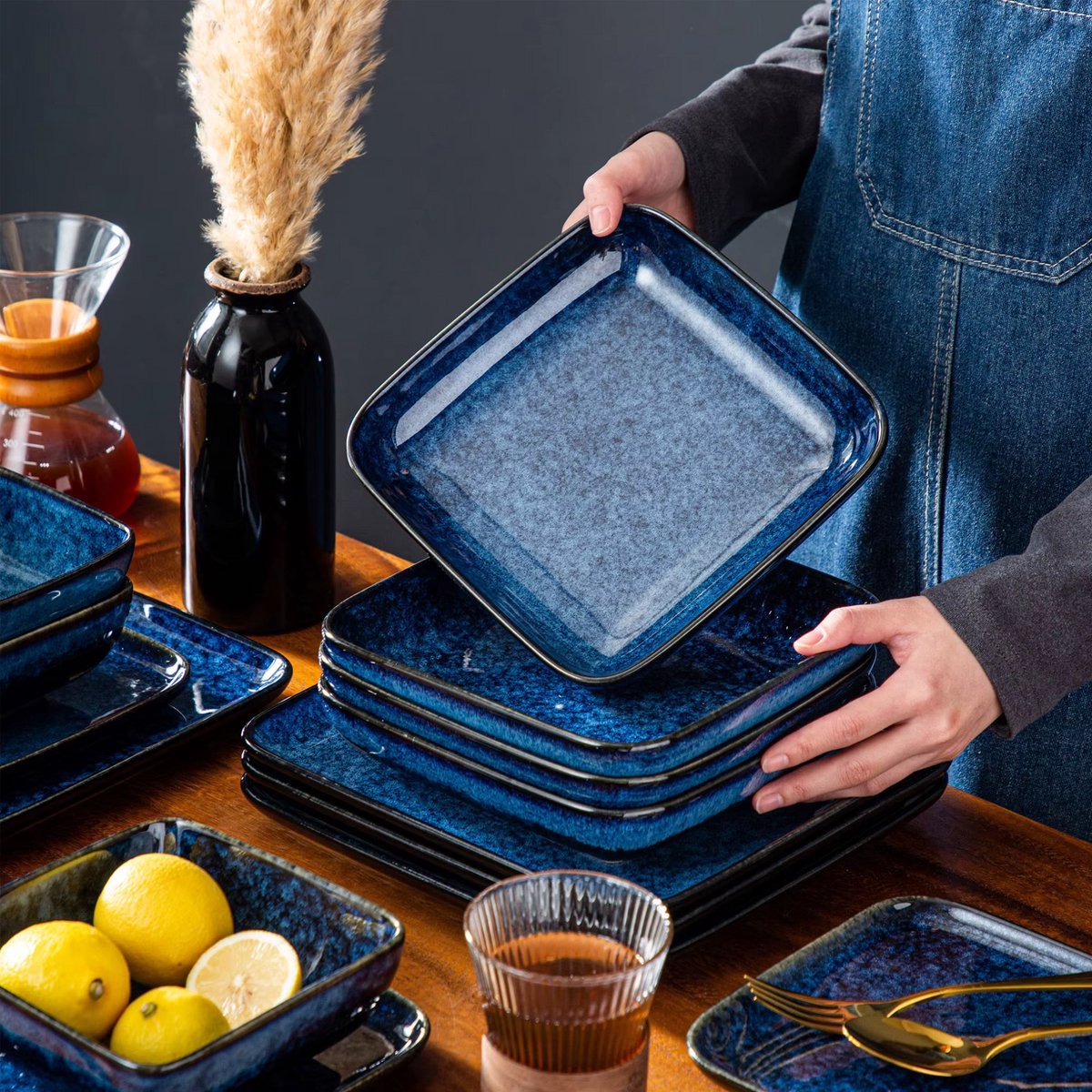 Majestic Serviesset - 16 delig - 4 persoons - Blauw - Dinerborden - Bordenset - Diepe borden - Ontbijtborden - Servies - Keukenservies – Stijlvol keramiek