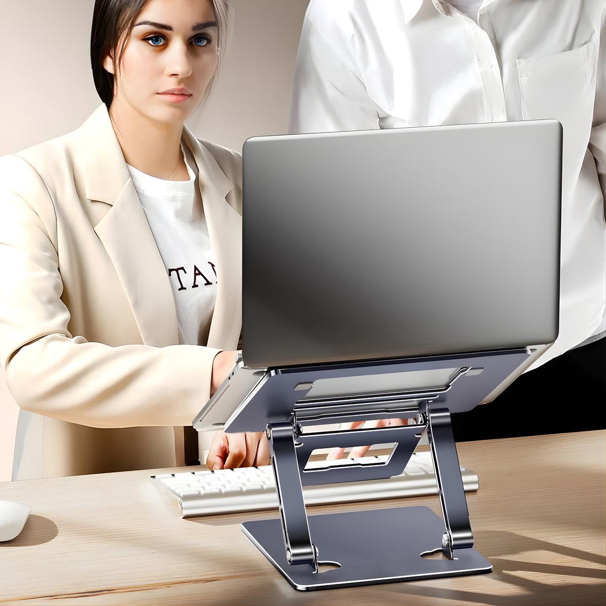 Laptoptafel – Tablethouder - Bedtafel - Laptopstandaard - Voor thuiskantoor en presentaties –Aluminium / Zwart
