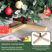 Kerstboom met sneeuw - Dennenappels - Canadese Spar - 150cm - Zonder verlichting