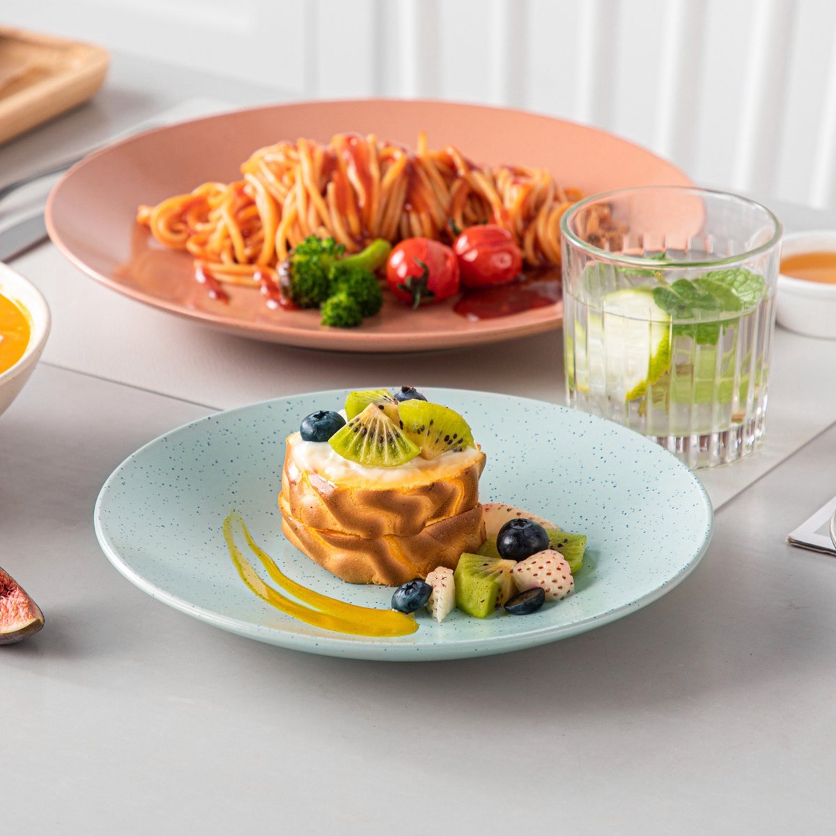 Seraphina Serviesset - 12 delig - 4 persoons - Classy color - Dinerborden - Bordenset - Diepe borden - Ontbijtborden - Servies - Keukenservies