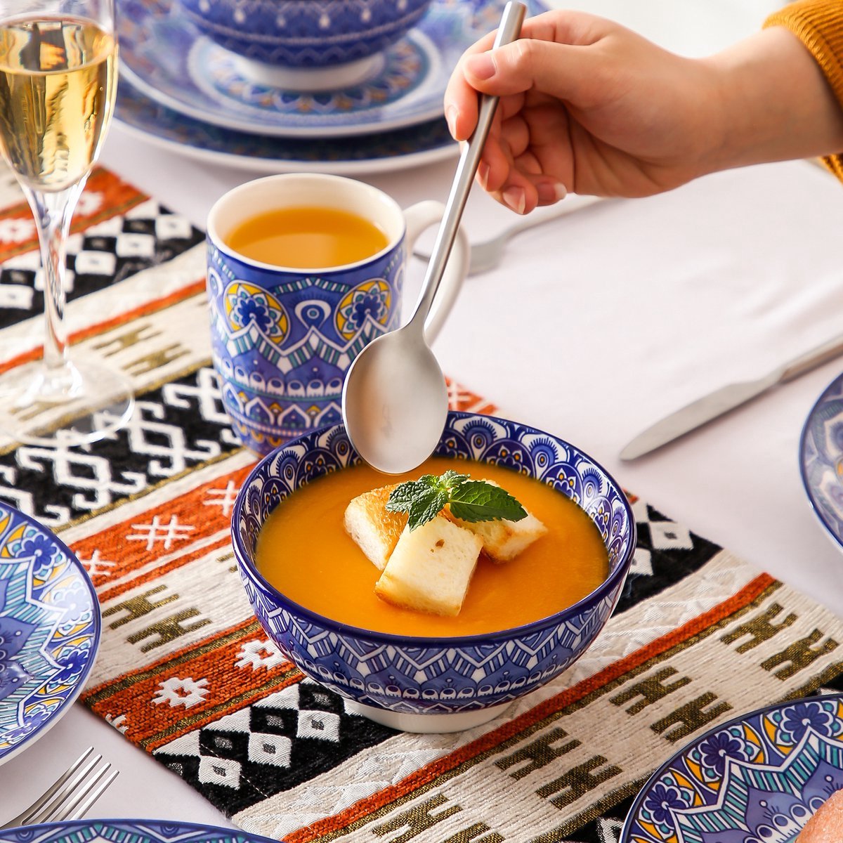 Fiorenzo Serviesset Blu Elegante - 48 delig - 12 persoons - Blauw - Dinerborden - Bordenset - Diepe borden - Ontbijtborden - Servies - Keukenservies