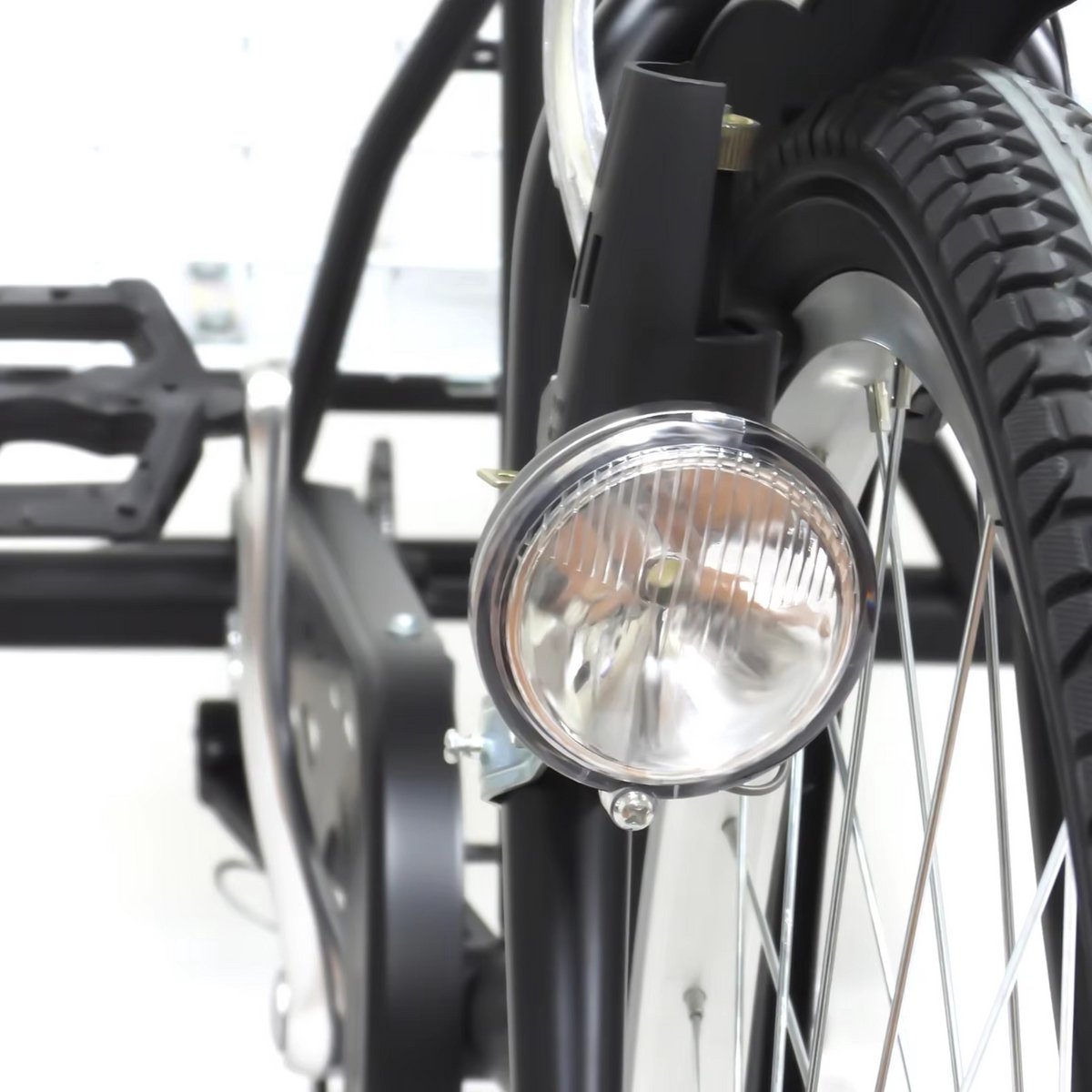 Driewieler 6 versnellingen - Fiets voor volwassenen en senioren - 24 Inch - Opvouwbare Trike - Met mand - Voorrem - Zwart