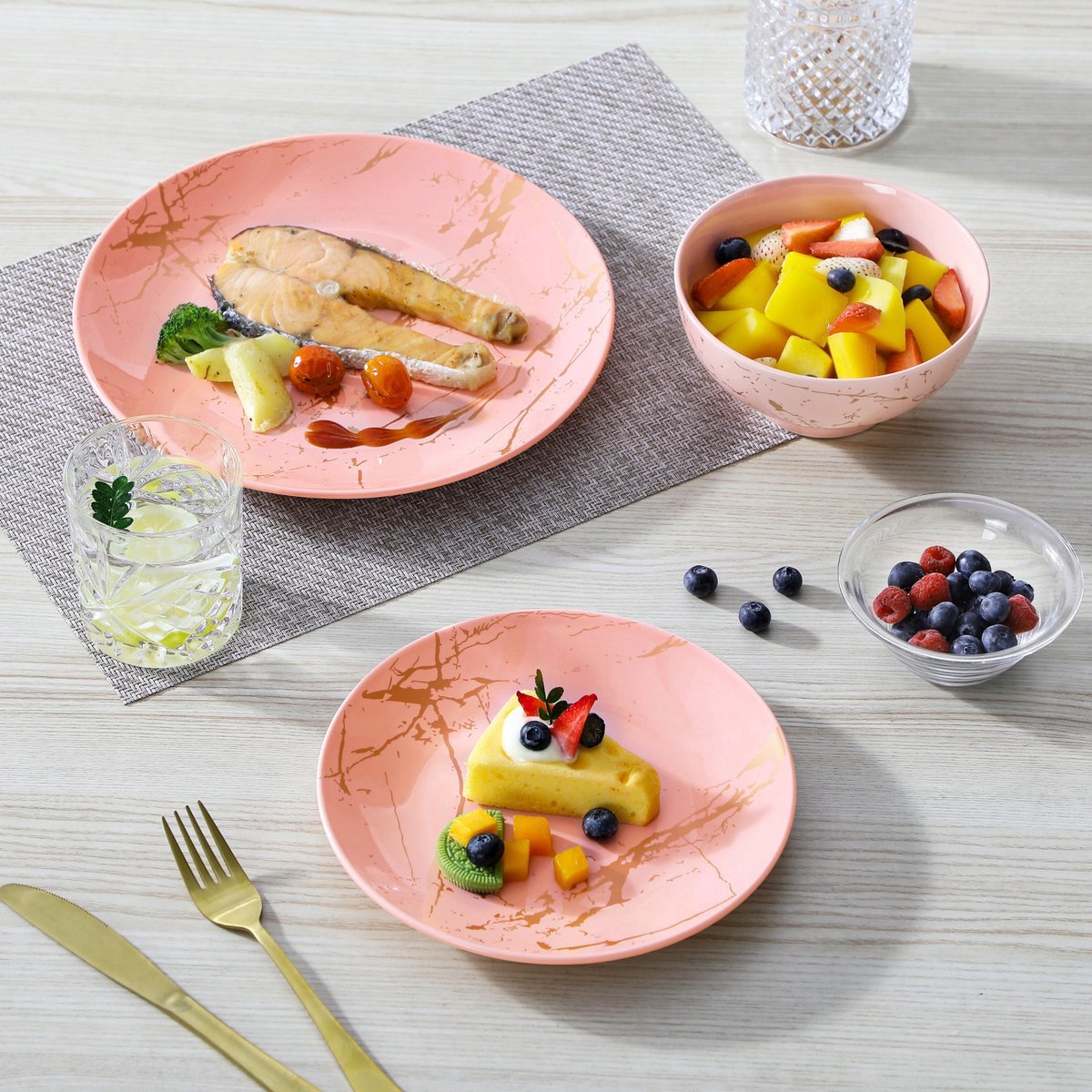 Elegant Serviesset - 12 delig - 4 persoons - Roze - Dinerborden - Bordenset - Diepe borden - Ontbijtborden - Servies - Keukenservies – Uniek servies