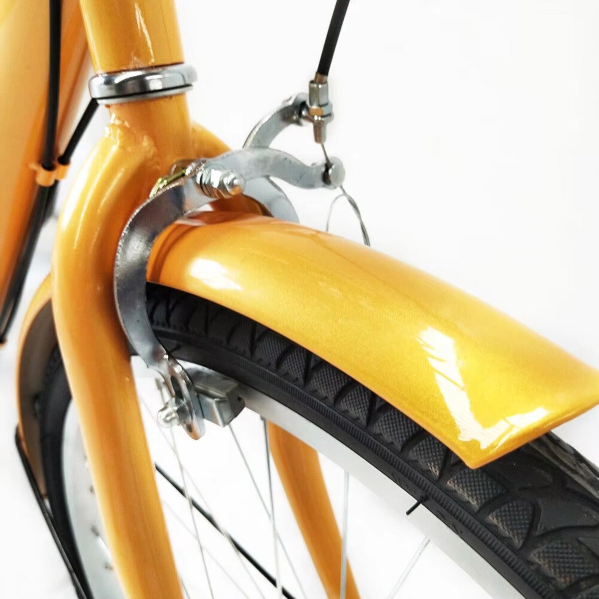 Driewieler voor volwassenen - 6 versnellingen - Fiets voor senioren - 24 Inch - Met mand - Voorrem - Geel