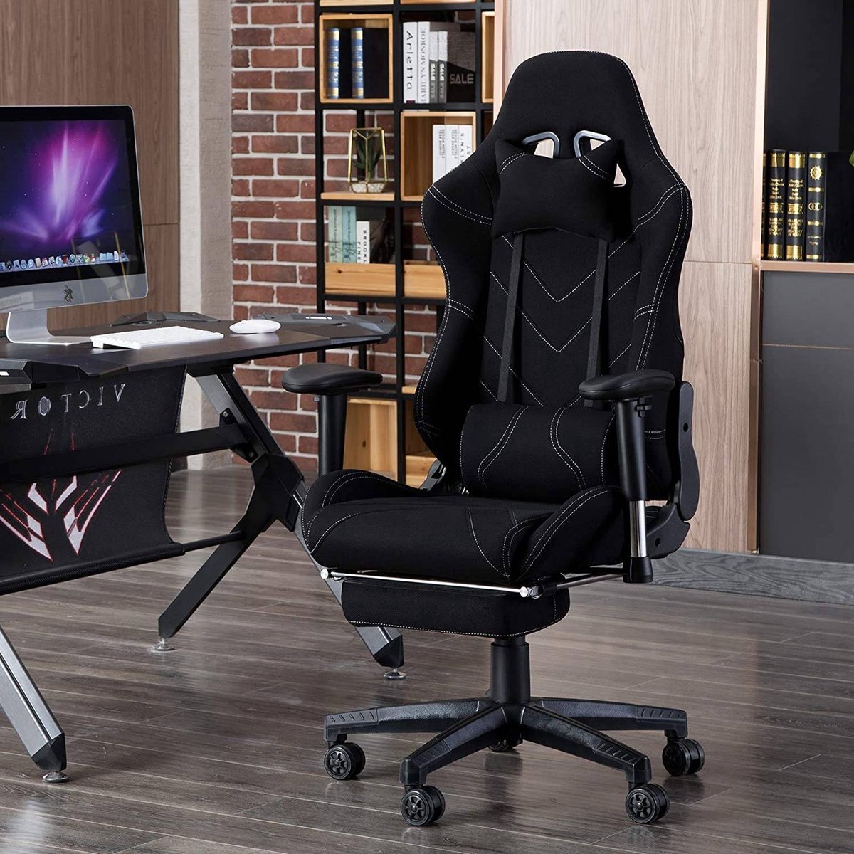 Gaming Stoel - Zwart - Ergonomisch - Verstelbaar - Met Voetsteun - Gamestoel