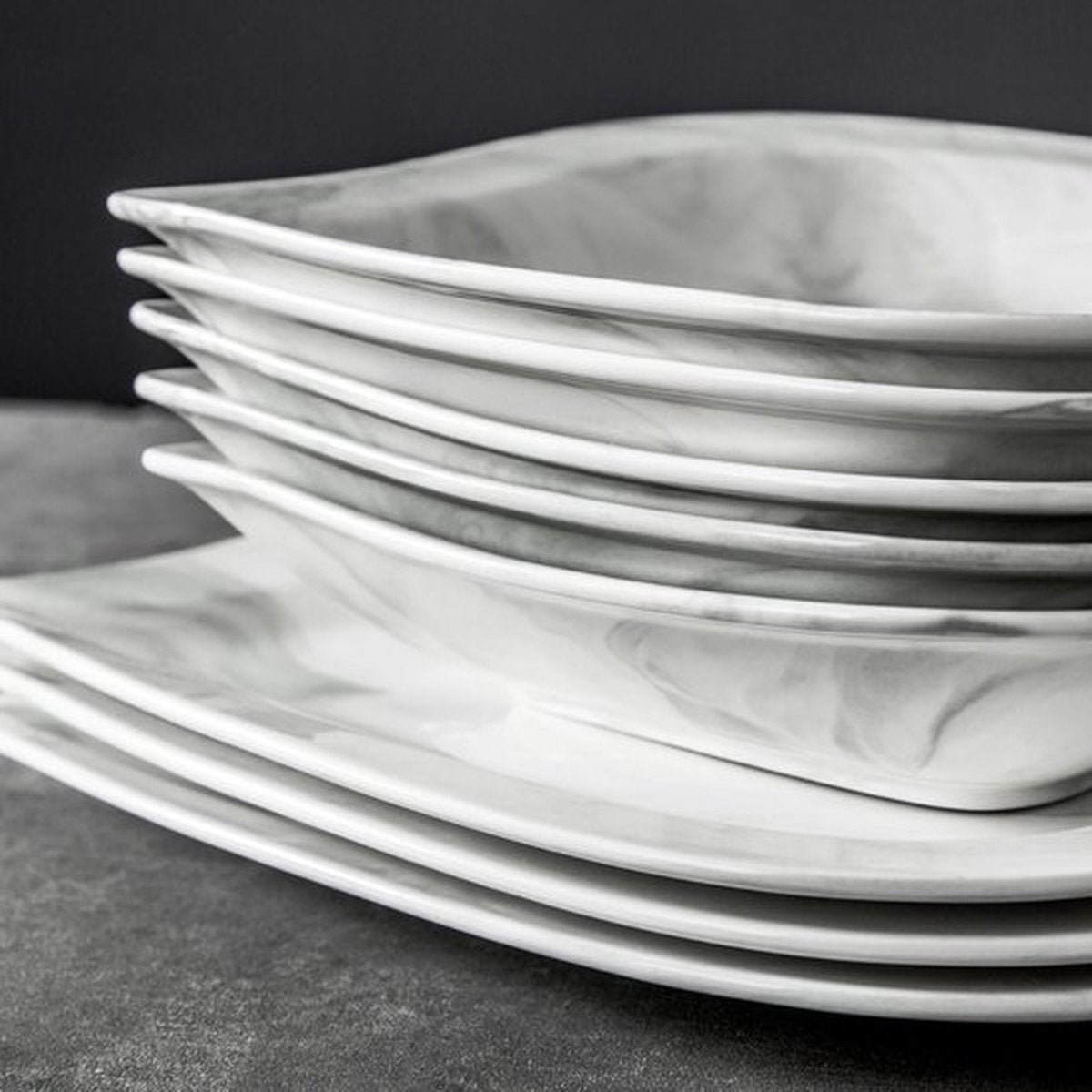 Happyment Luxe Serviesset - 6 Persoons - Porselein - 12 Delig - Bordenset 6 persoons - Bordenset 12 delig - Wit