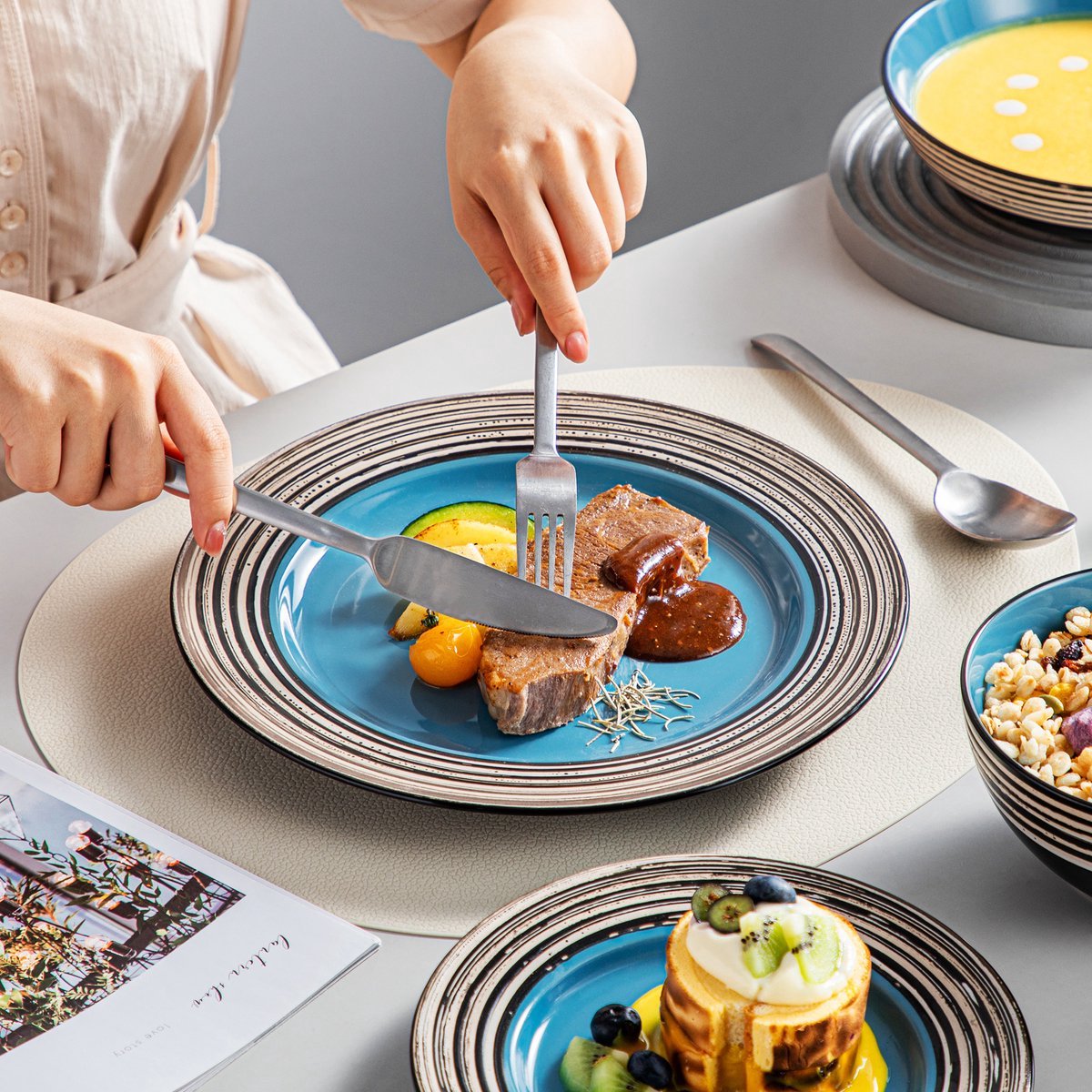Noble Serviesset - 16 delig - 4 persoons - Blauw - Dinerborden - Bordenset - Diepe borden - Ontbijtborden - Servies - Keukenservies – Perfect voor diner