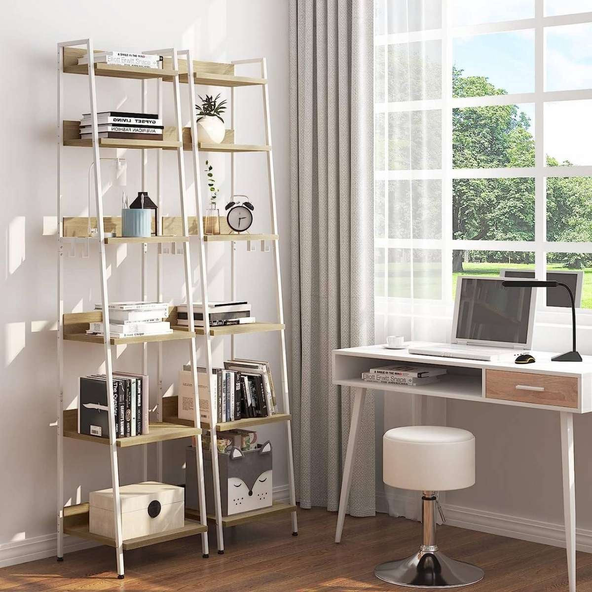 Happyment Boekenkast Dida - Industrieel - 6 Lagen - Wit/Oak - Boekenrek - Woonkamer, slaapkamer en kinderkamer - Hout/Metaal - 41 x 187 x 36 cm
