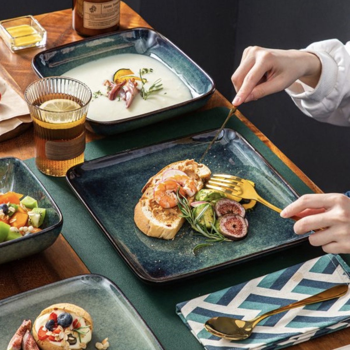 Happyment Serviesset - Servies 4 personen - Vierkant - 16-delig - Grijs