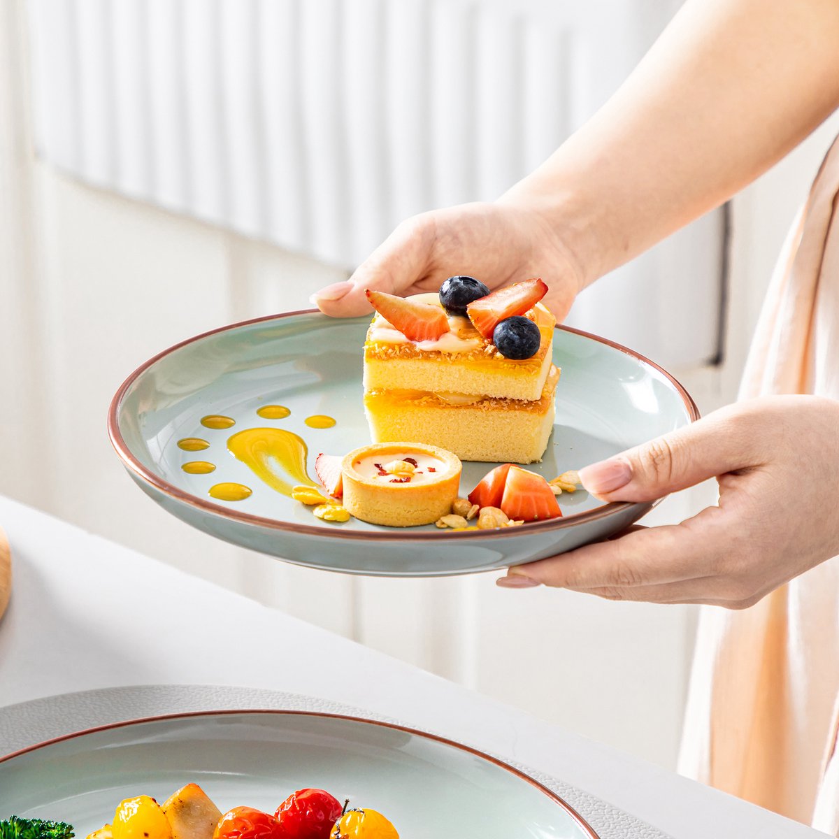 Tida Serviesset - 16 delig - 4 persoons - Baby grijs - Dinerborden - Bordenset - Diepe borden - Ontbijtborden - Servies - Keukenservies