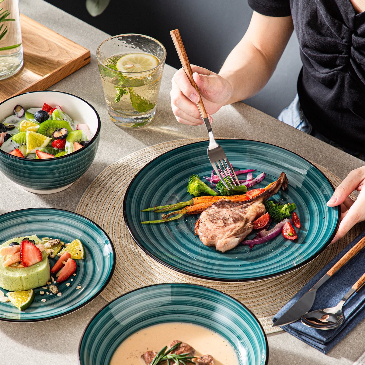 Monarch Bordenset – Dinerborden – 6 persoons – 24 delig – Groen Keramisch – Breakfast Plates – Luxe design