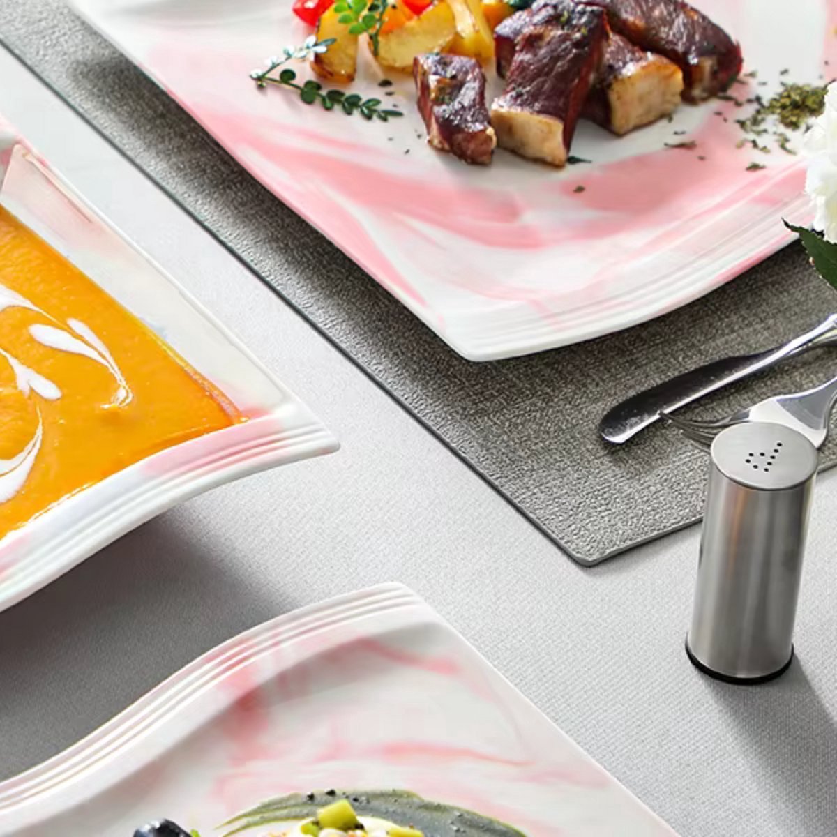 Aristocratic Dinerborden – Ontbijtborden – 6 persoons – 30 delig – Roze Keramisch – Eetborden – Perfect voor diner