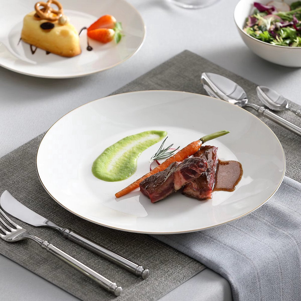 Vintage Serviesset – 4 persoons – 16 delig – Wit Keramisch – Eetborden – Breakfast Plates – Uniek servies