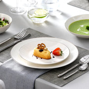 Vintage Serviesset – 4 persoons – 16 delig – Wit Keramisch – Eetborden – Breakfast Plates – Uniek servies