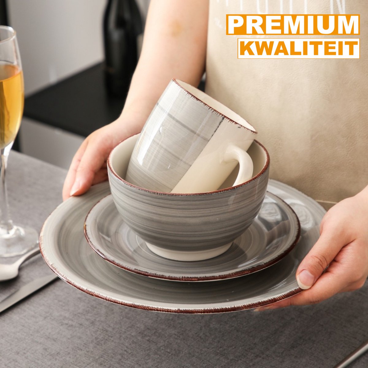 Grandiose Bordenset – 4 persoons – 16 delig – Grijs Keramisch – Serviesset – Breakfast Plates