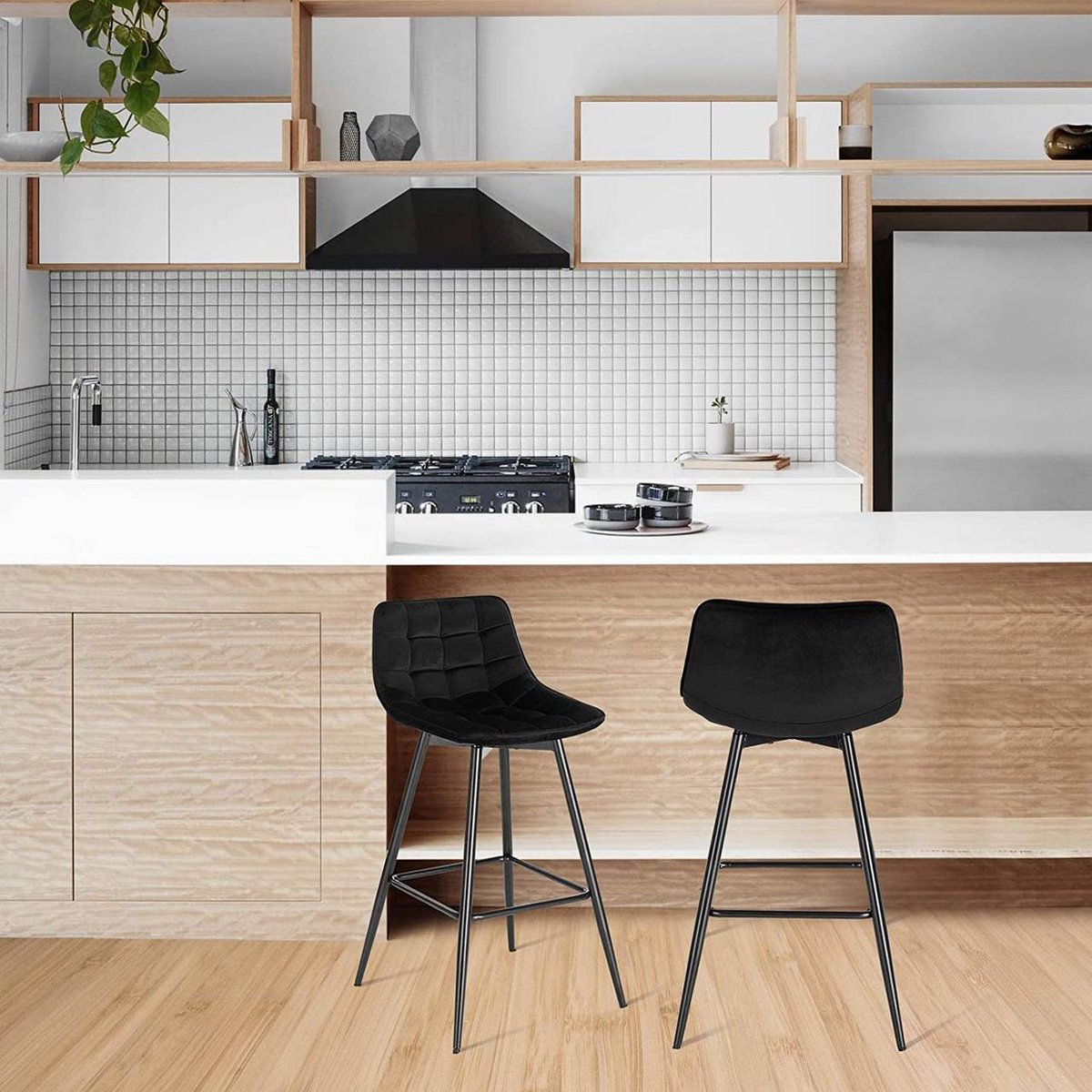Barkruk Nisa Industrial - Zwart - Barkrukken set van 2 - Barstoel Kruk - Barstoelen met rugleuning - Keukenstoel - Velvet