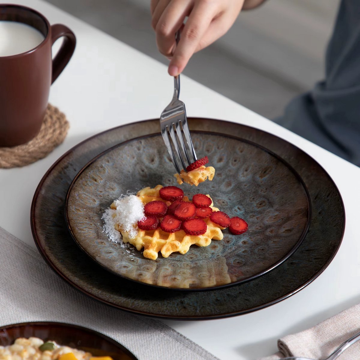 Luminous Serviesset – Dinerborden – 4 persoons – Bruin 16 delig – Keramisch – Breakfast Plates – Uniek servies