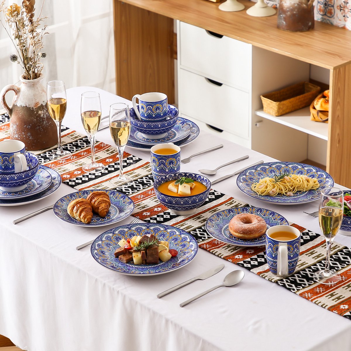 Marlito Serviesset - 32 delig - 8 persoons - Blauw - Dinerborden - Bordenset - Diepe borden - Ontbijtborden - Servies - Keukenservies