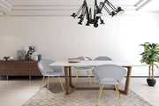 Luxe Velvet Stoel - Lichtgrijs - Eetkamerstoel - Met armleuning - Vergaderstoel - Gouden Metalen poten - Set van 1 - Zithoogte 47cm
