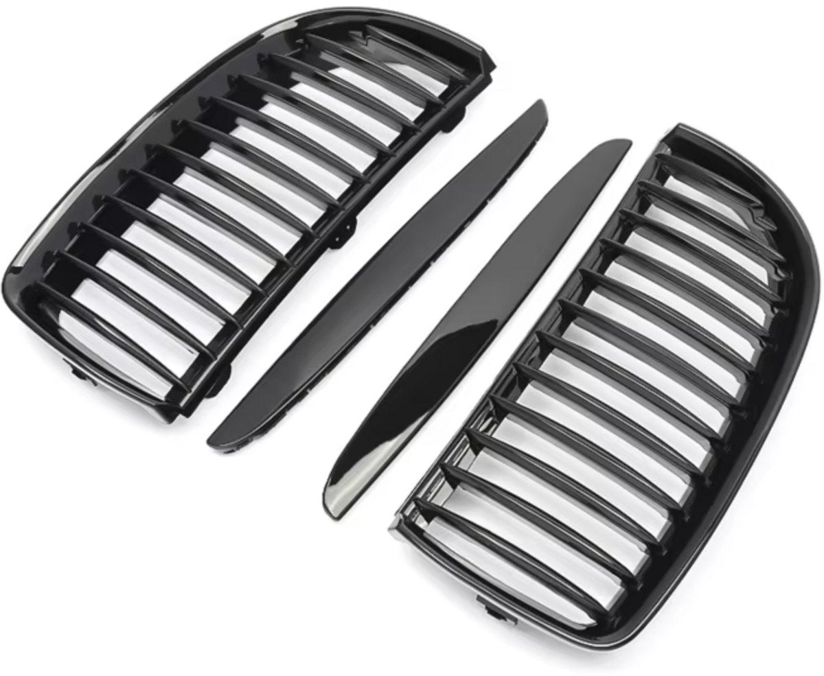 Voorbumper - Voor BMW E90/E91 328i/335i Xdrive 2005-2008 - Auto accessoires - Bumper voor - Niergrille - Gloss Zwart